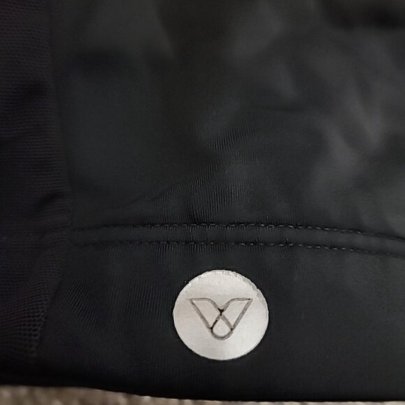 Livi Active Sports Bra 42D Black Wireless Unlined Convertible Adjustable No Wire - Picture 5 of 5